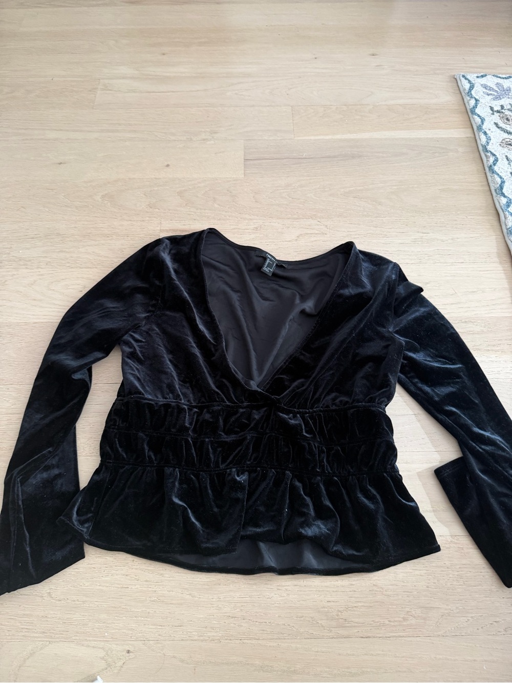 Forever 21 Black Velvet V-Neck Peplum Blouse